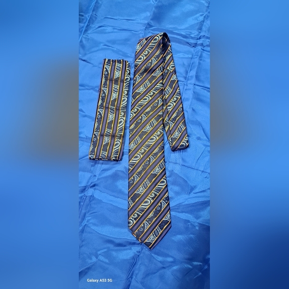 Stylish Striped Tie - Blue and Orange - Picture 3 of 4